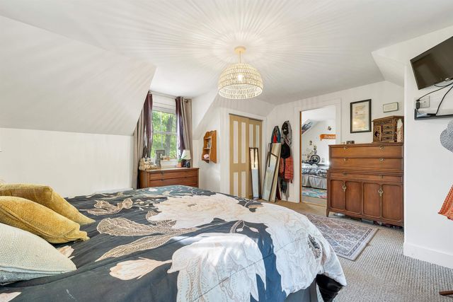 2 Kehonka Hill Road, Wolfeboro, NH 03894