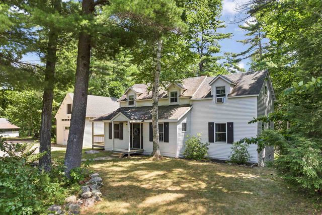 2 Kehonka Hill Road, Wolfeboro, NH 03894