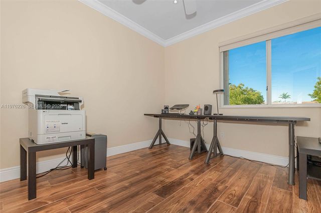 597 NW 208th Dr ., Pembroke Pines, FL 33029