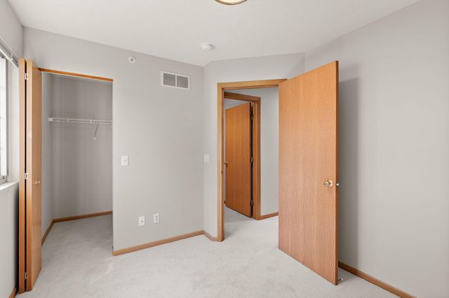 13093 Crimson Clover Lane, Eden Prairie, MN 55347