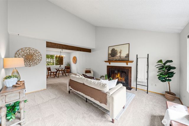 2204 SW 308th Street, Federal Way, WA 98023