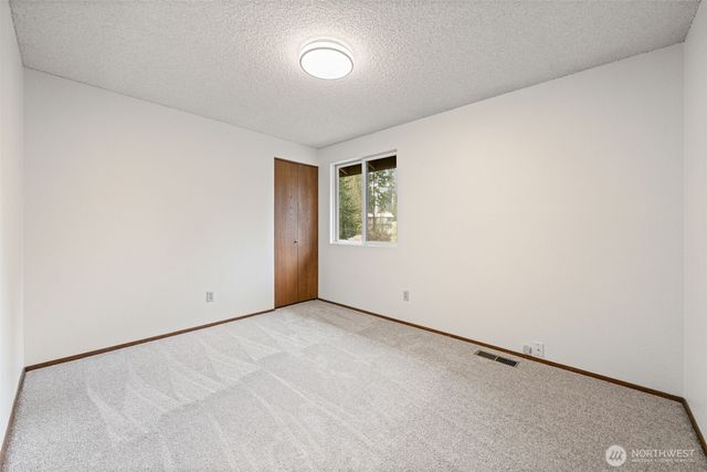 2204 SW 308th Street, Federal Way, WA 98023