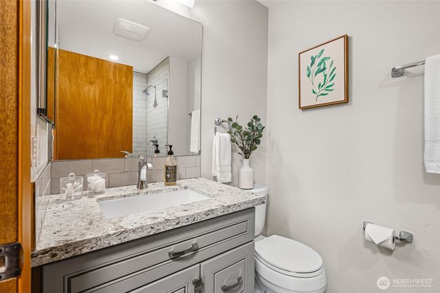 2204 SW 308th Street, Federal Way, WA 98023