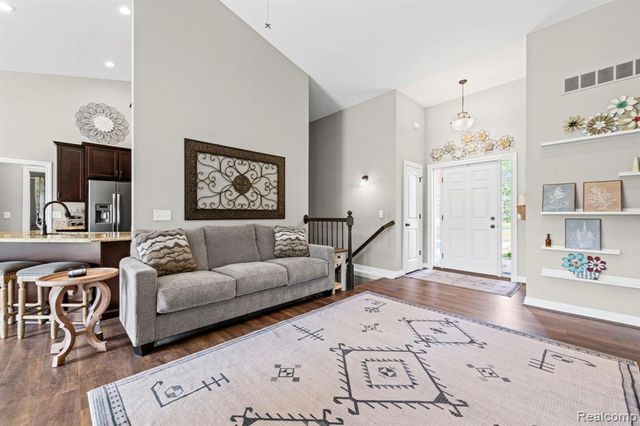 751 Nelson William Drive, Update, MI 48462