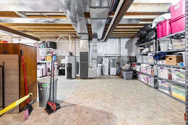 751 Nelson William Drive, Update, MI 48462