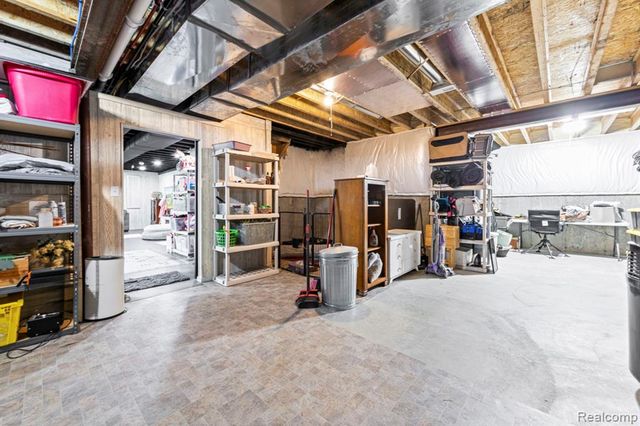 751 Nelson William Drive, Update, MI 48462