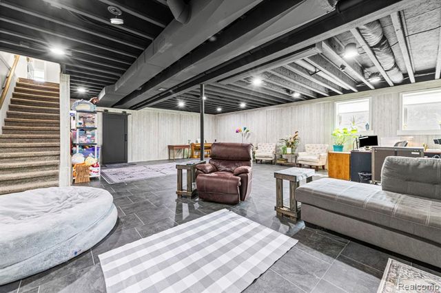 751 Nelson William Drive, Update, MI 48462