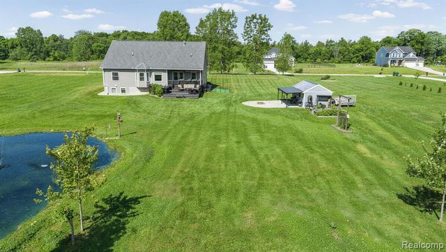 751 Nelson William Drive, Update, MI 48462
