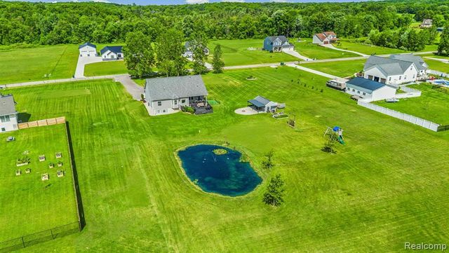 751 Nelson William Drive, Update, MI 48462