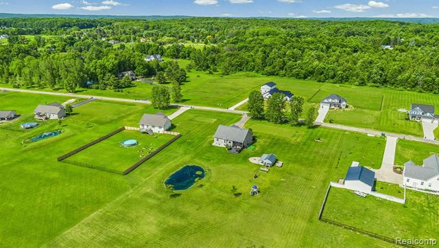 751 Nelson William Drive, Update, MI 48462