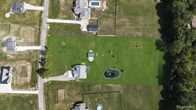 751 Nelson William Drive, Update, MI 48462