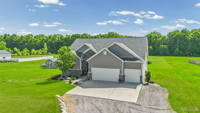 751 Nelson William Drive, Update, MI 48462