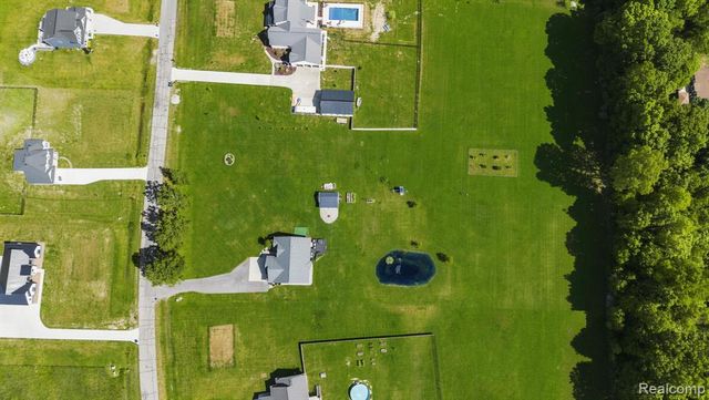 751 Nelson William Drive, Update, MI 48462