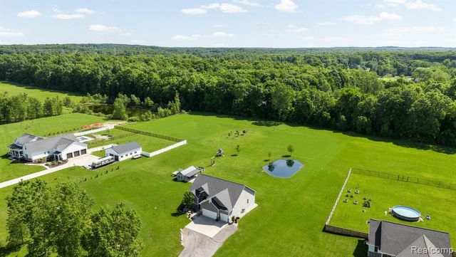 751 Nelson William Drive, Update, MI 48462