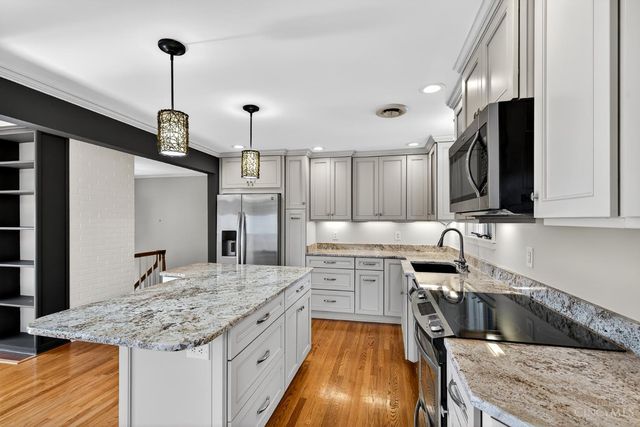 11520 Edgewood Road, Harrison, OH 45030