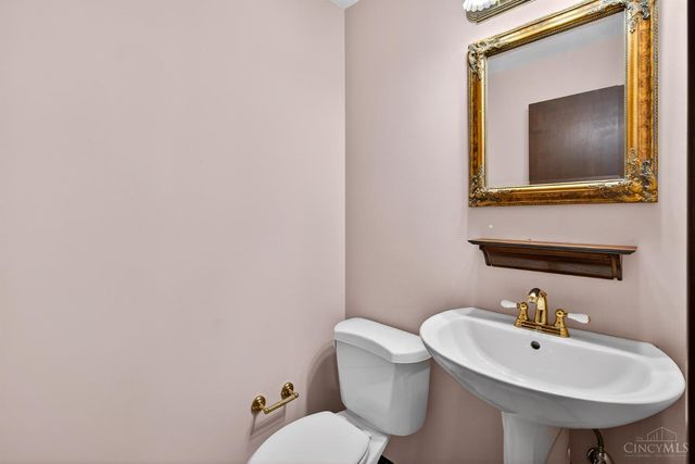 11520 Edgewood Road, Harrison, OH 45030