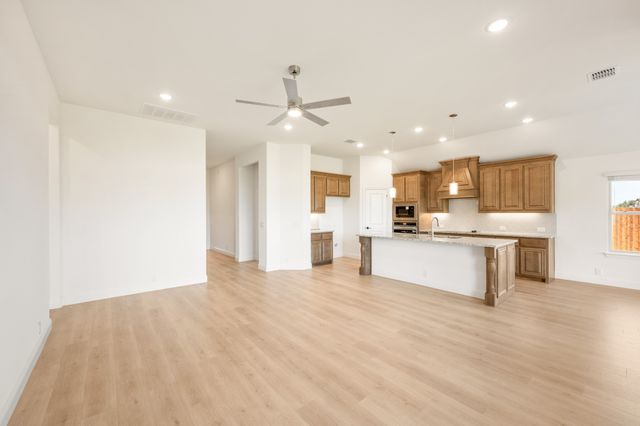 264 Coronado Court, Granbury, TX 76049