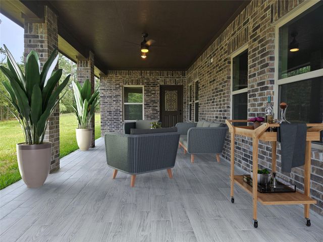 1737 E Lake Drive, Huntsville, TX 77340