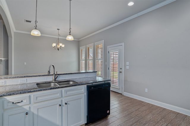 214 Roanoke Circle, Benton, LA 71006