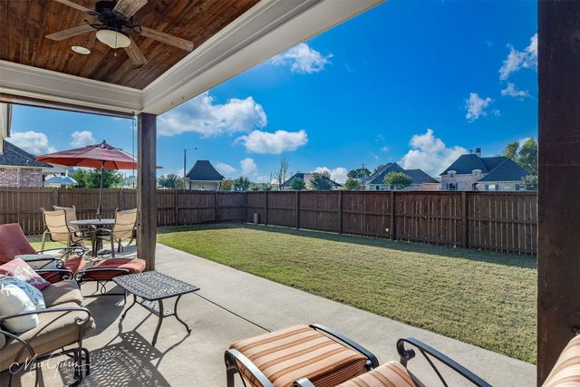 214 Roanoke Circle, Benton, LA 71006