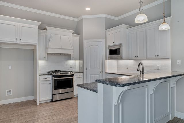 214 Roanoke Circle, Benton, LA 71006