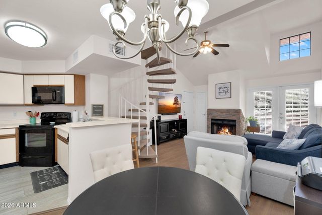 2333 E SOUTHERN Avenue 2016, Tempe, AZ 85282