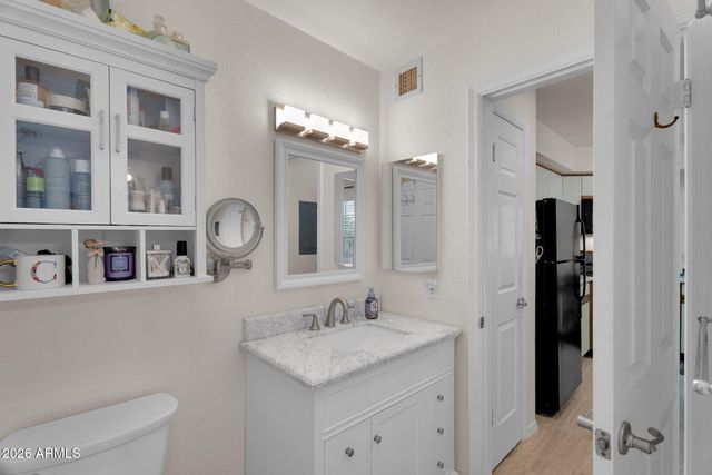 2333 E SOUTHERN Avenue 2016, Tempe, AZ 85282