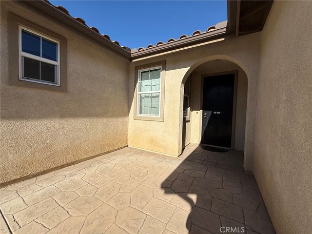 27949 Breakwater Court, Menifee, CA 92585