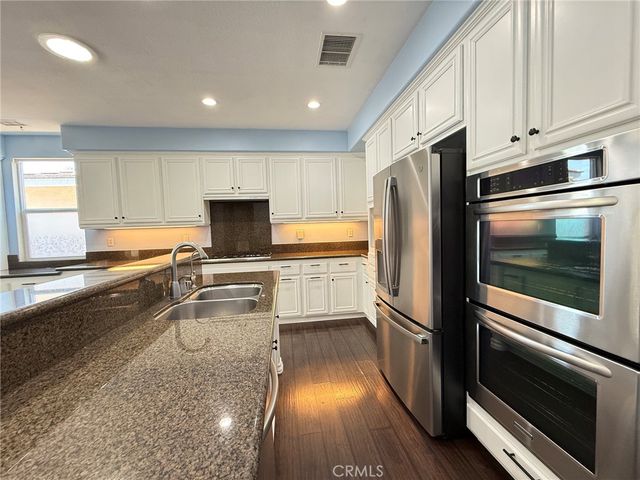 27949 Breakwater Court, Menifee, CA 92585
