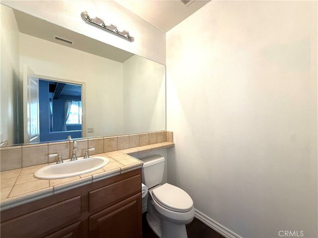 27949 Breakwater Court, Menifee, CA 92585