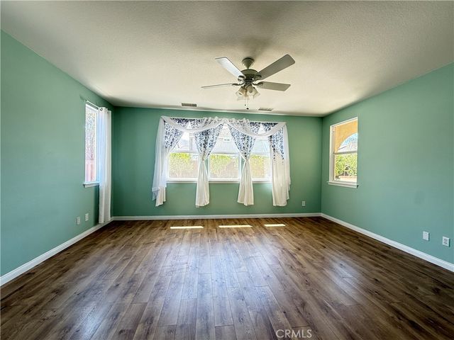 27949 Breakwater Court, Menifee, CA 92585