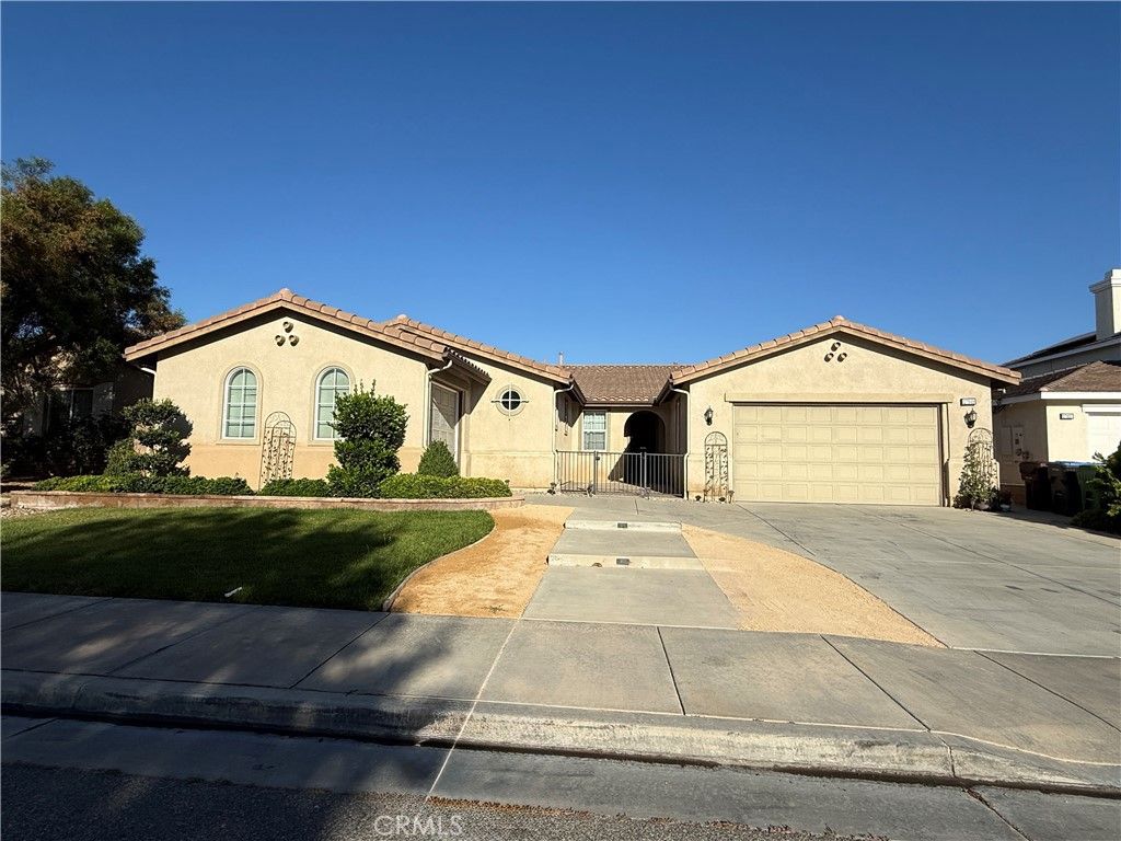 27949 Breakwater Court, Menifee, CA 92585