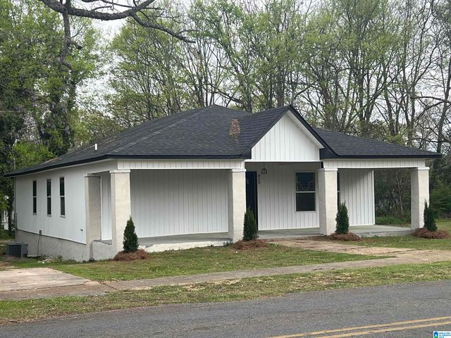 820 SOUTH STREET E, Talladega, AL 35160