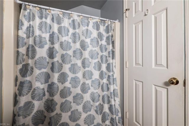 1609 Rollins CT, Virginia Beach, VA 23454