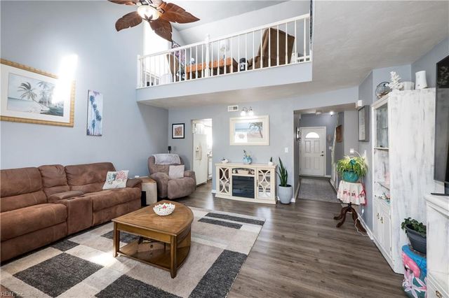 1609 Rollins CT, Virginia Beach, VA 23454