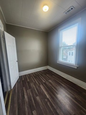 3019 E 80th Street 2, Chicago, IL 60617