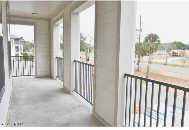 2501 Bienville Boulevard, 126, Ocean Springs, MS 39564