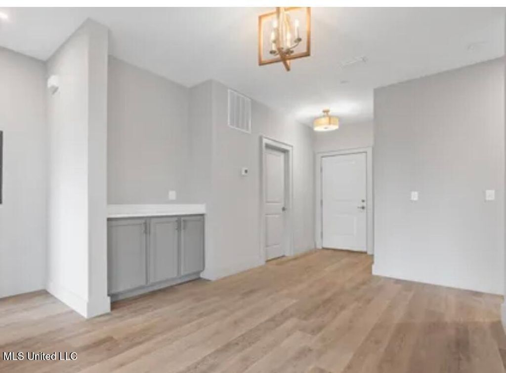 2501 Bienville Boulevard, 126, Ocean Springs, MS 39564