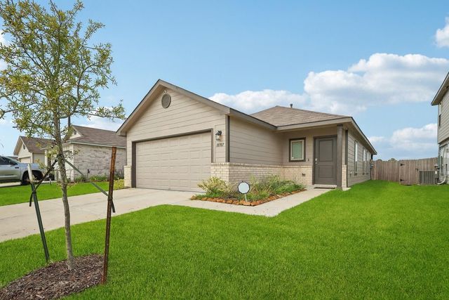 10707 Bird Of Paradise Lane, Houston, TX 77016