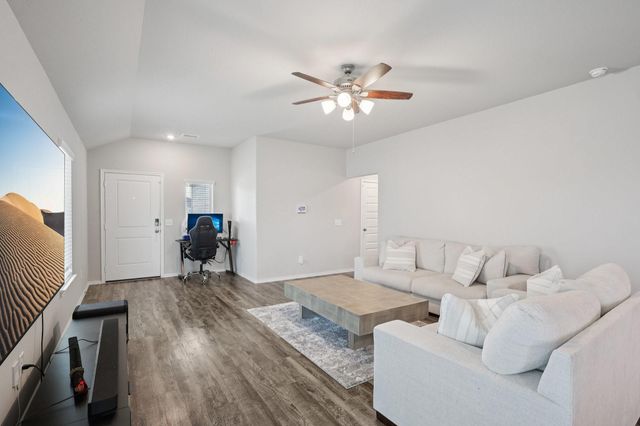 10707 Bird Of Paradise Lane, Houston, TX 77016