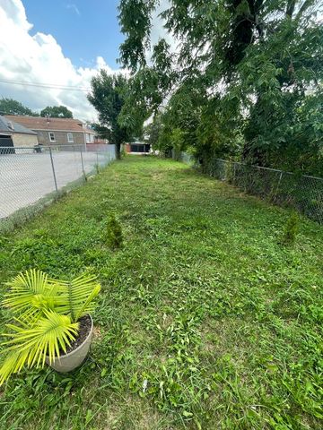 2711 W 59th Street, Chicago, IL 60629