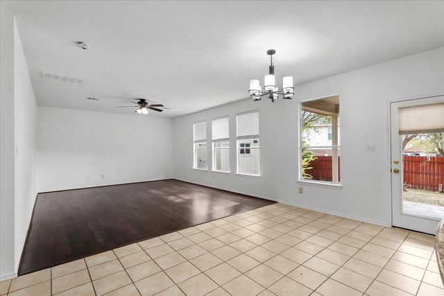 2001 Stephanne Creek CV, Austin, TX 78744