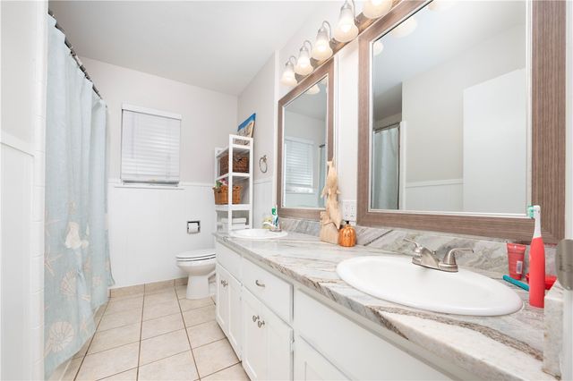 421 Glenoak Dr, Corpus Christi, TX 78418