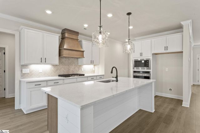 114 Nannies Circle, Williamston, SC 29697