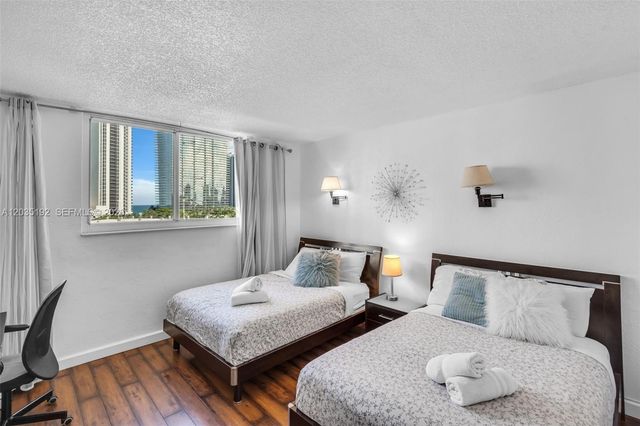 19370 Collins Ave 823, Sunny Isles Beach, FL 33160