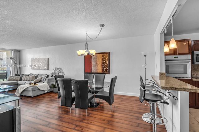 19370 Collins Ave 823, Sunny Isles Beach, FL 33160