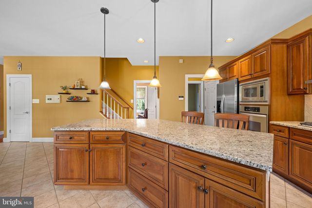 250 HERITAGE RD, Sewell, NJ 08080