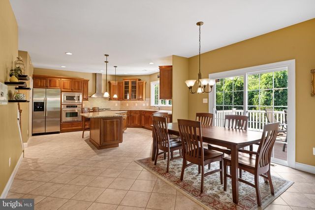 250 HERITAGE RD, Sewell, NJ 08080
