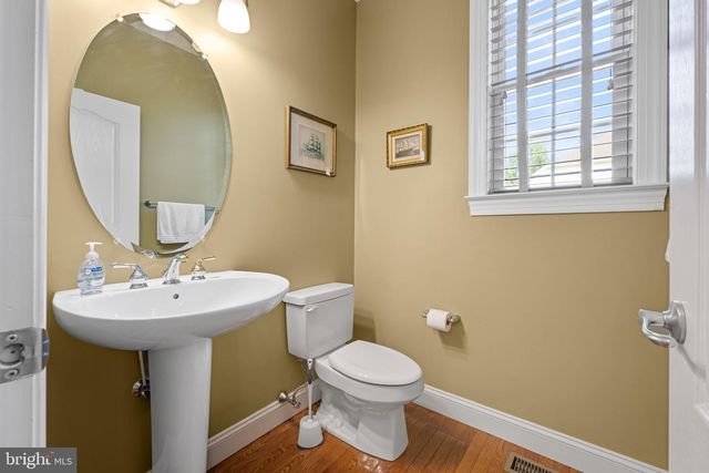 250 HERITAGE RD, Sewell, NJ 08080