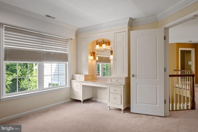 250 HERITAGE RD, Sewell, NJ 08080